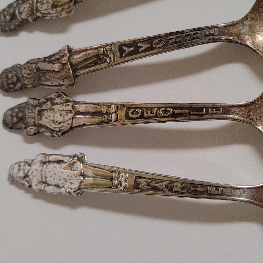 Full Set Carlton Silver Plate Dionne Quintuplets Spoons